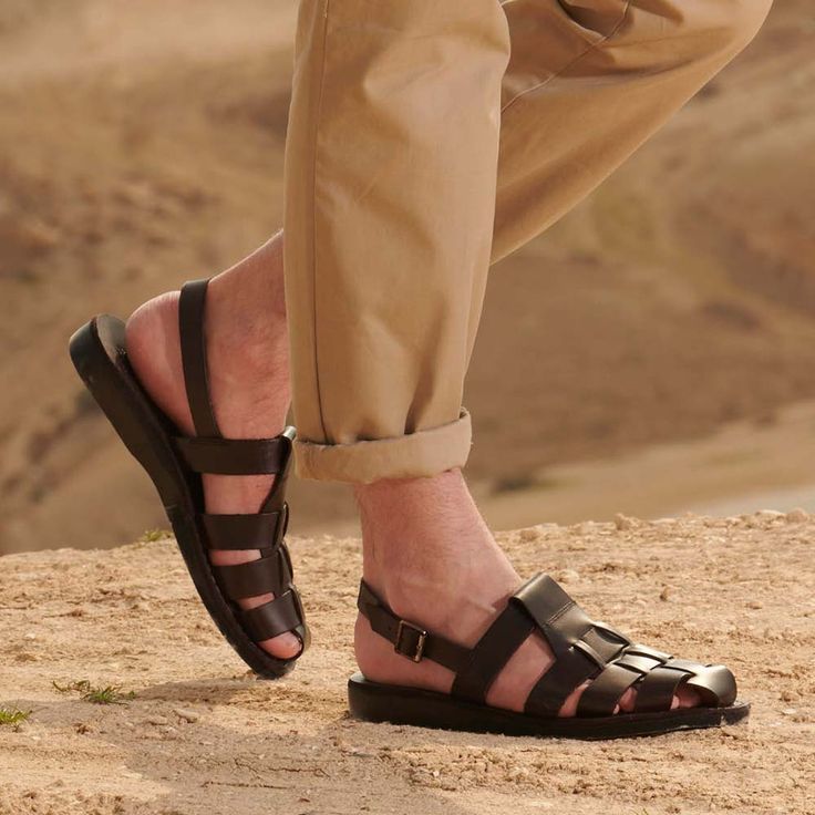 sandals for men