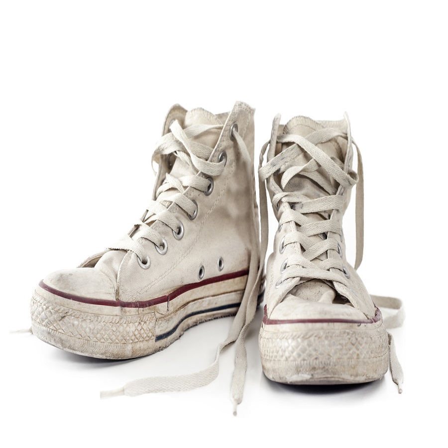 How to Clean White Soled Shoes: Whiten Your Shoes