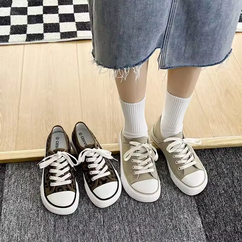 canvas shoes